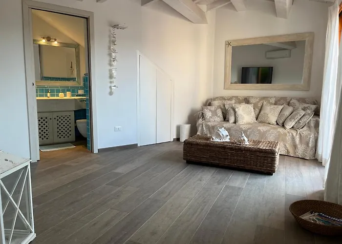 Chia Villa Violet