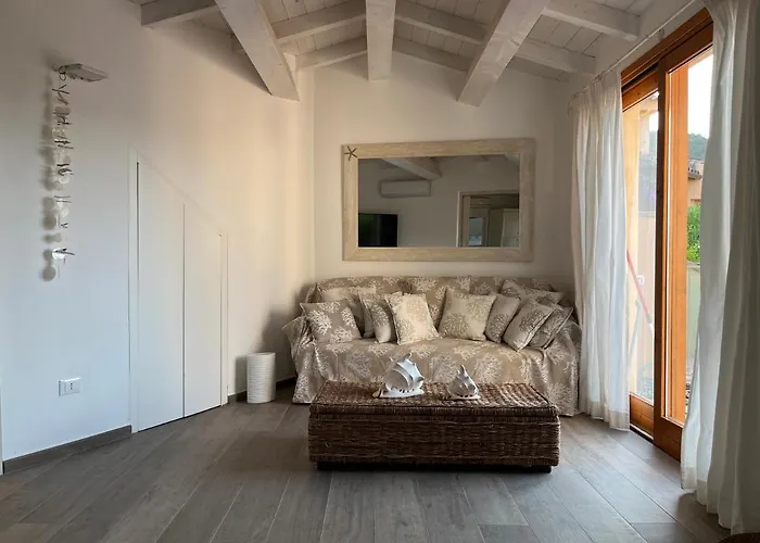Chia Villa Violet